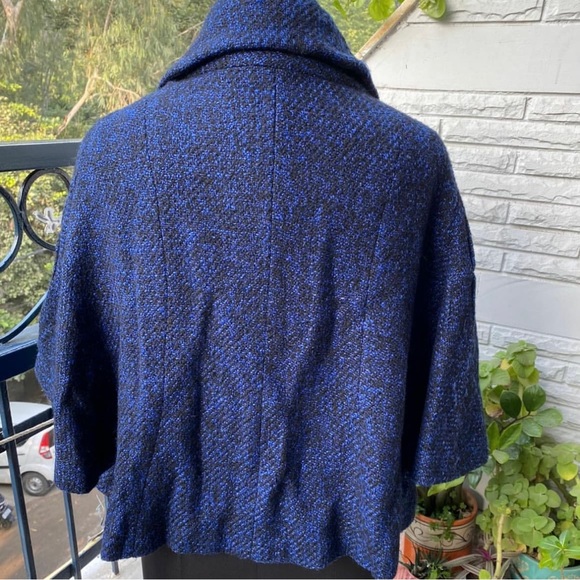 Korean Blue and Black Cape style Overcoat - Picture 4 of 4